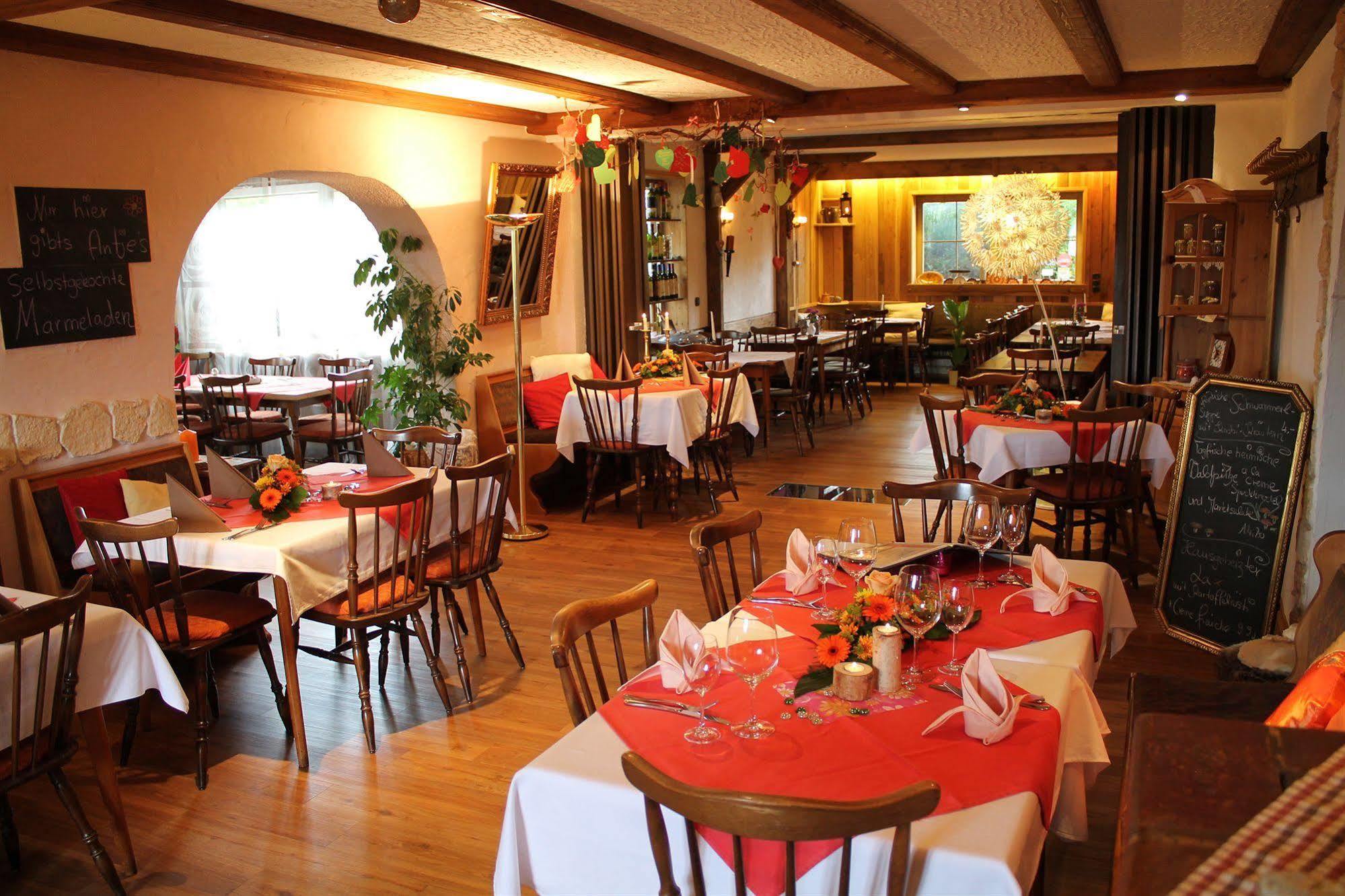 Tröstau Antjes Schmankerlhotel Und Restaurant מראה חיצוני תמונה